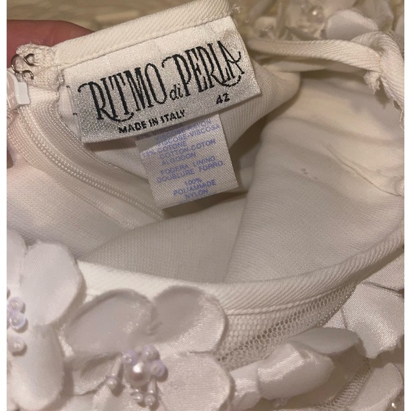 🌸 Ritmo di Perla Gorgeous Flower Embellished Mini Dress - Picture 7 of 11